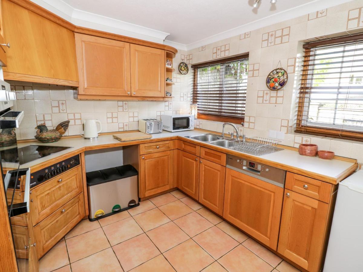 The Malins Apartment Moreton-in-Marsh Bagian luar foto